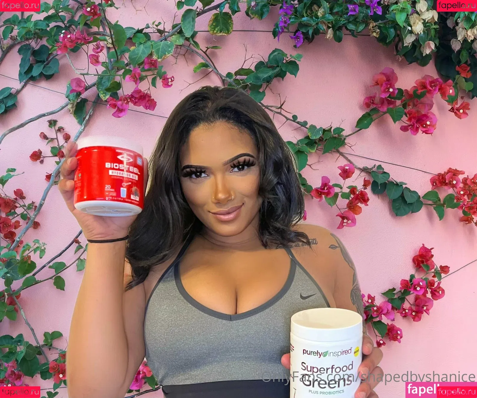 shapedbyshanice Onlyfans Photo Gallery 
