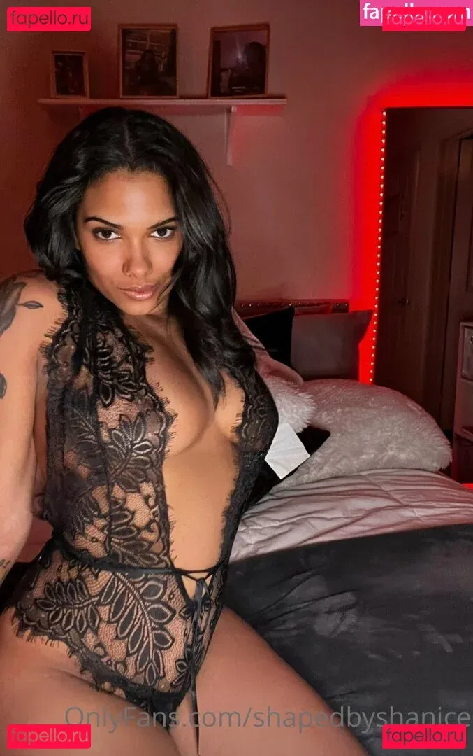 shapedbyshanice Onlyfans Photo Gallery 