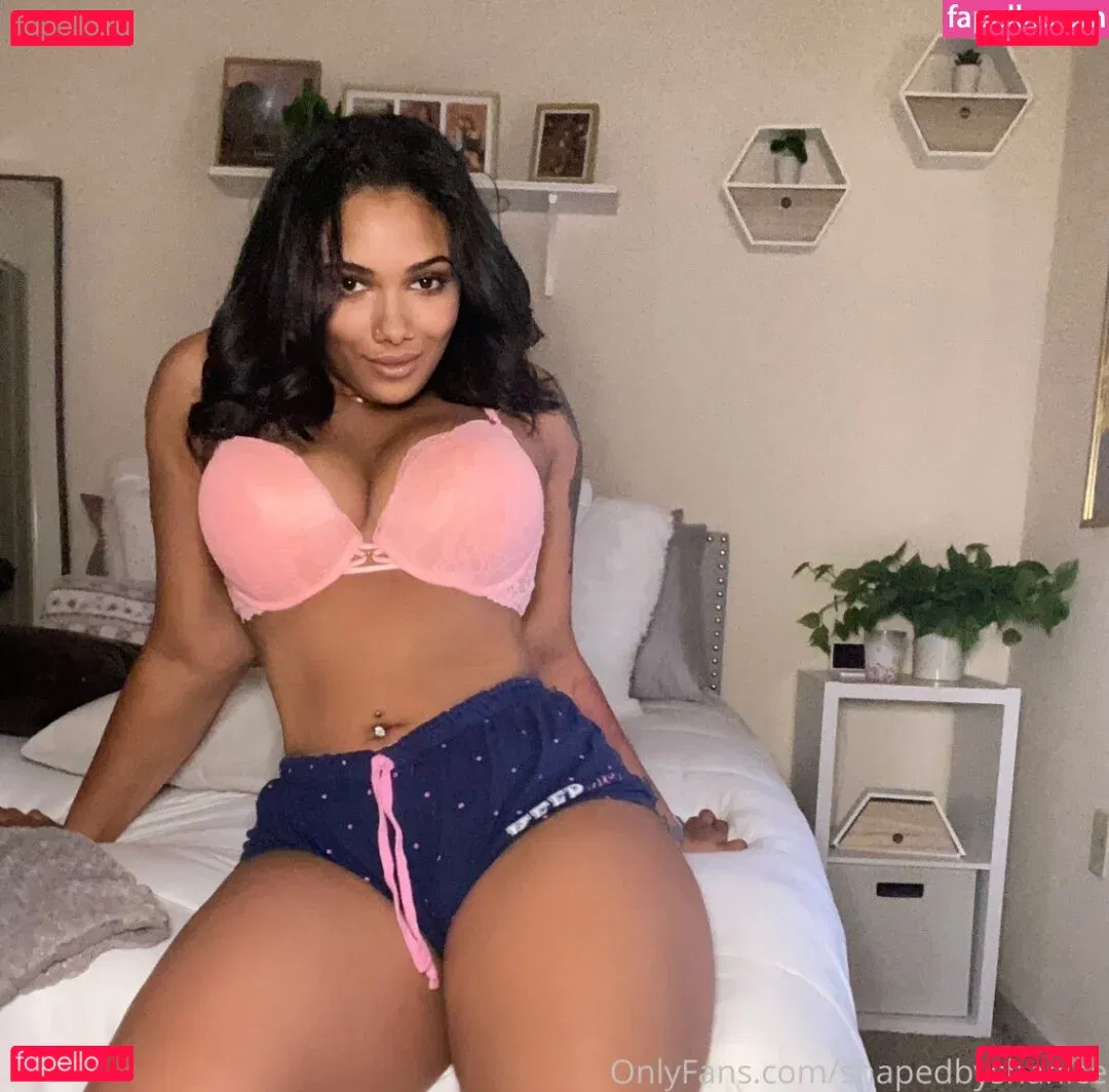 shapedbyshanice Onlyfans Photo Gallery 