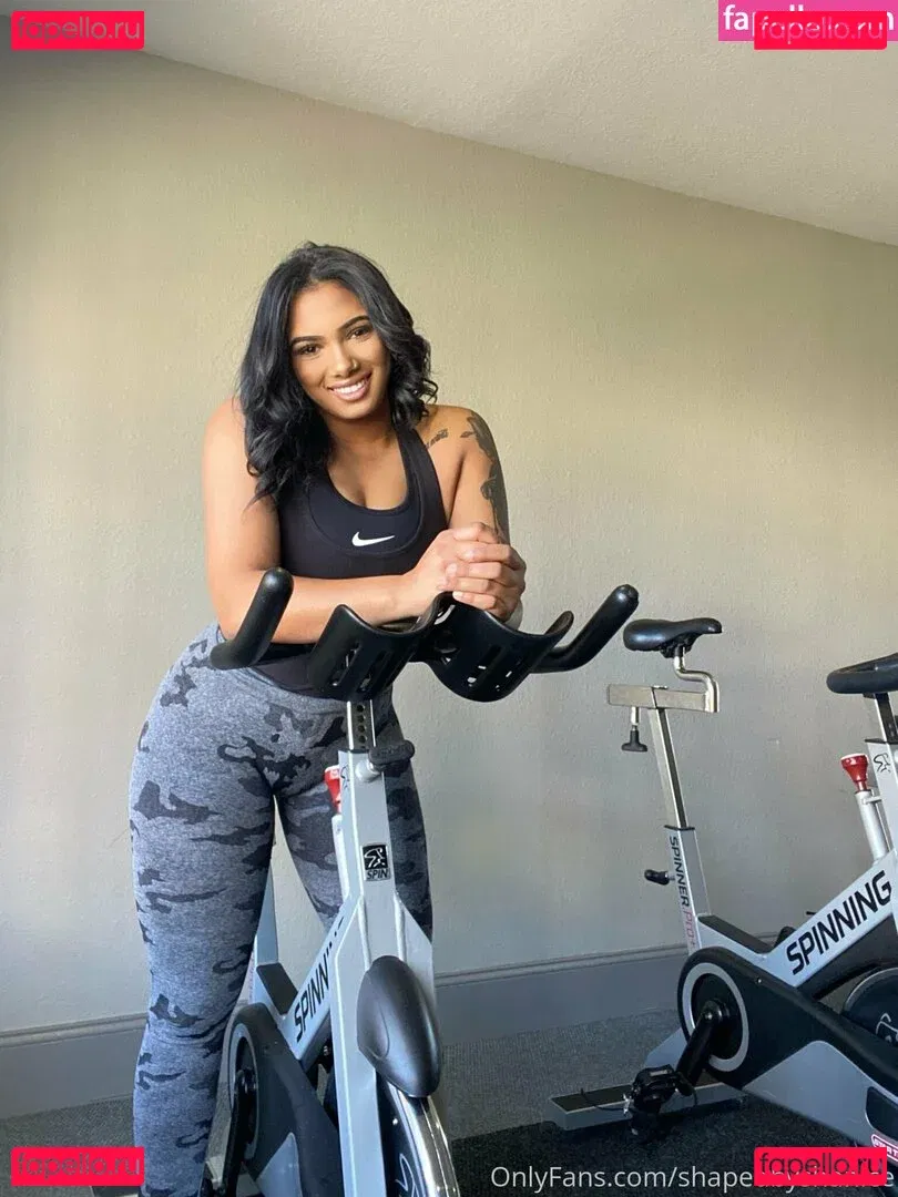 shapedbyshanice Onlyfans Photo Gallery 