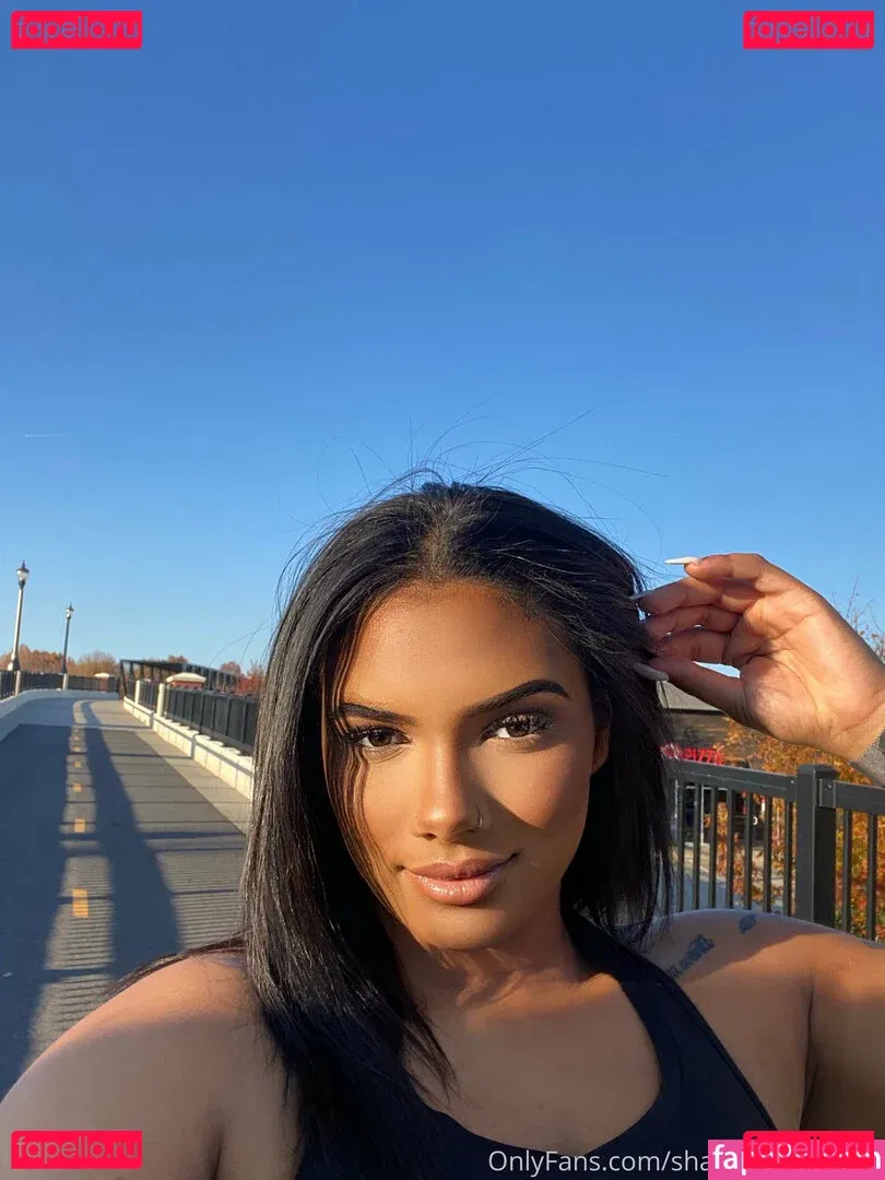 shapedbyshanice Onlyfans Photo Gallery 