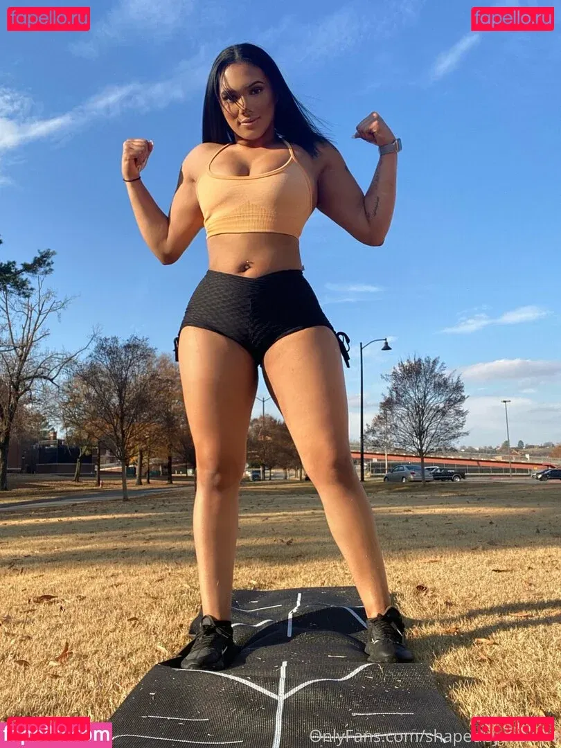 shapedbyshanice Onlyfans Photo Gallery 