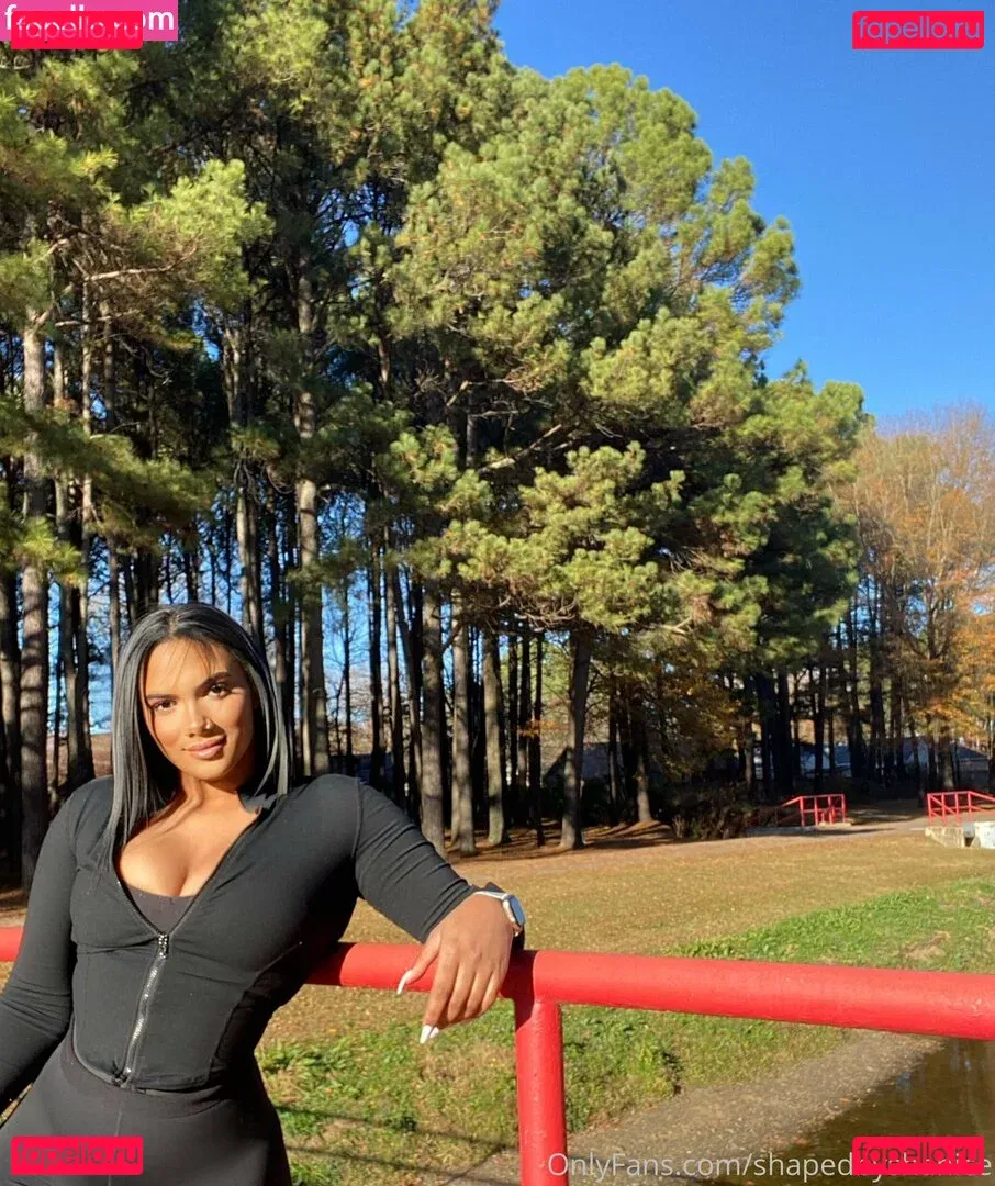 shapedbyshanice Onlyfans Photo Gallery 