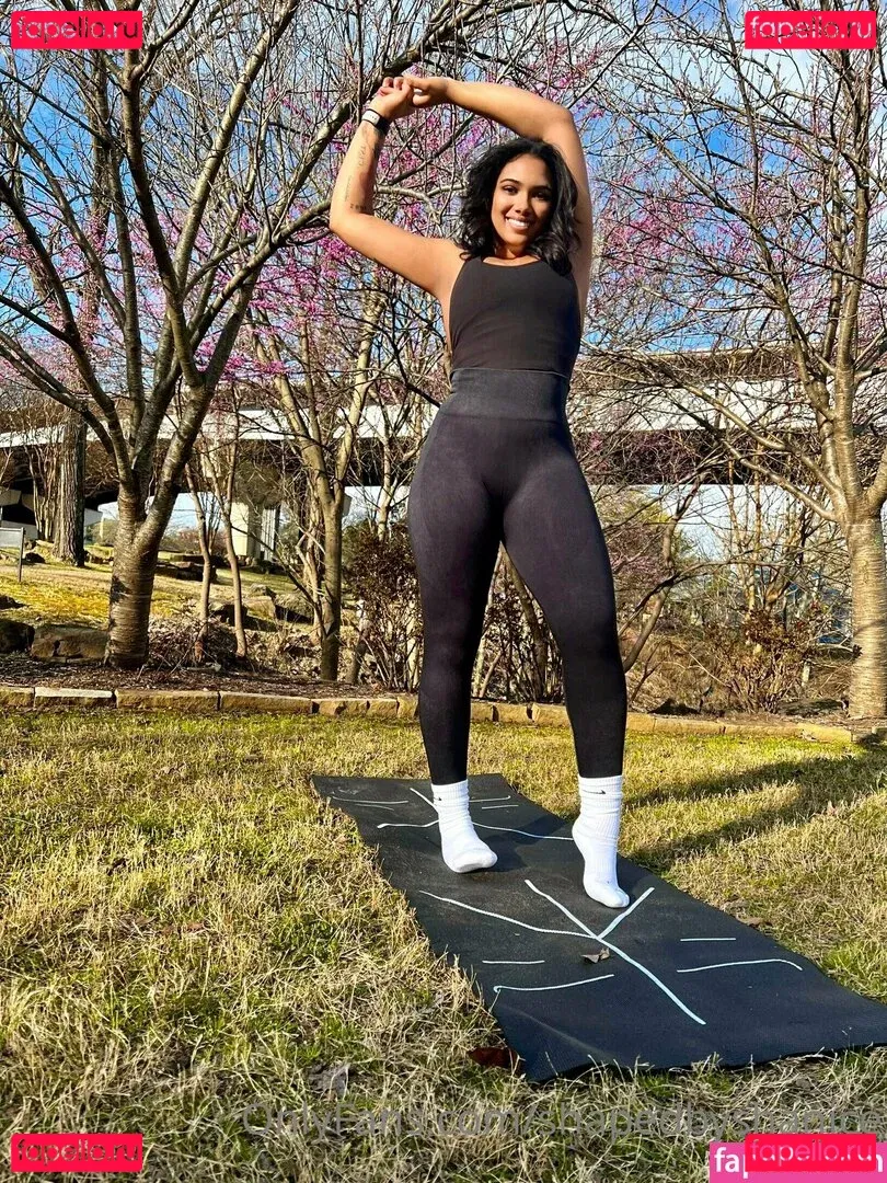 shapedbyshanice Onlyfans Photo Gallery 