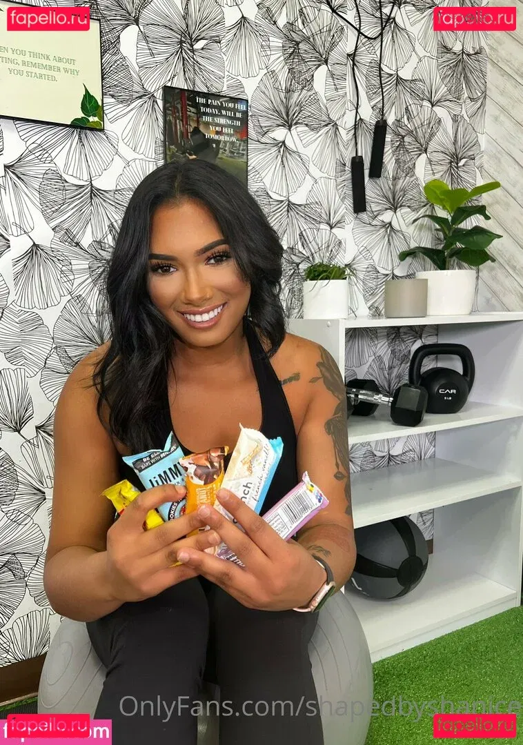shapedbyshanice Onlyfans Photo Gallery 