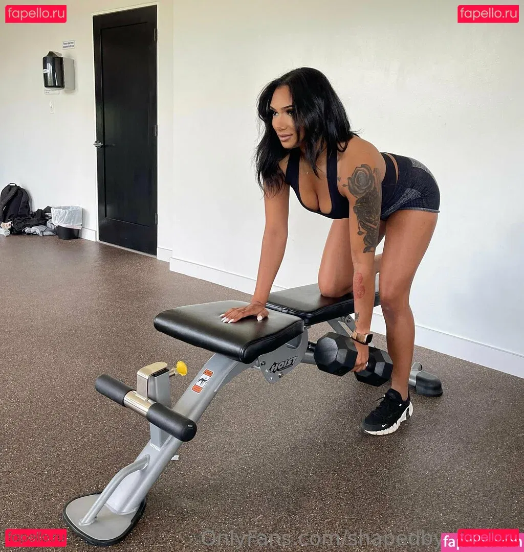 shapedbyshanice Onlyfans Photo Gallery 
