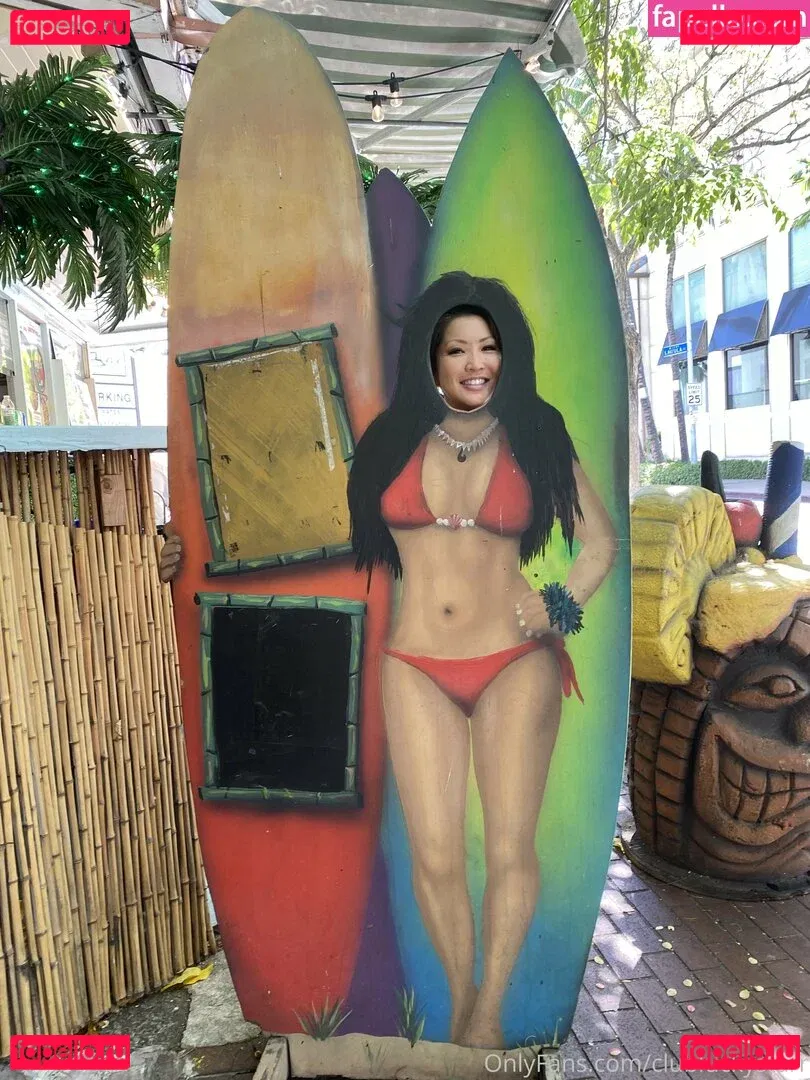 clubluckystarr Onlyfans Photo Gallery 