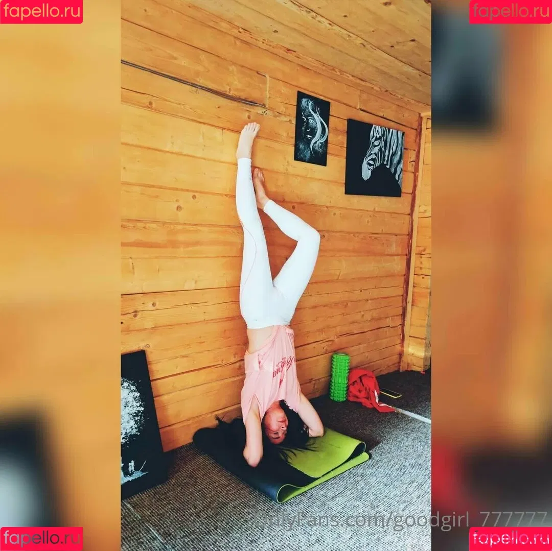 angelina_crystal Onlyfans Photo Gallery 