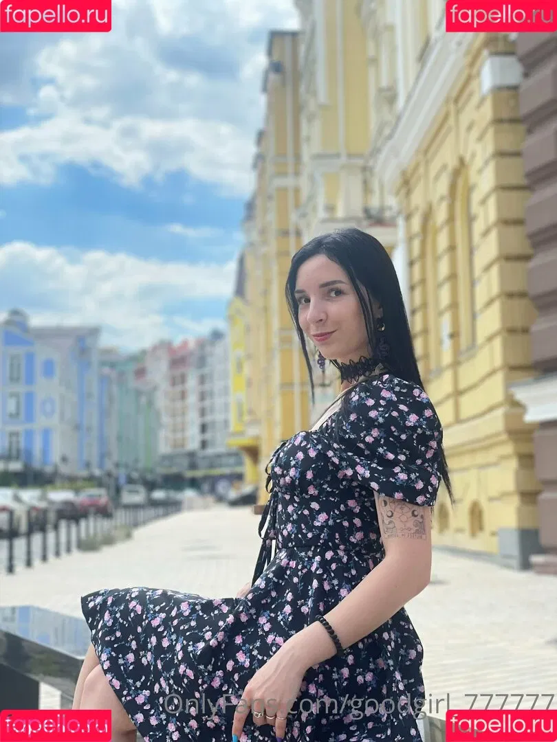 angelina_crystal Onlyfans Photo Gallery 