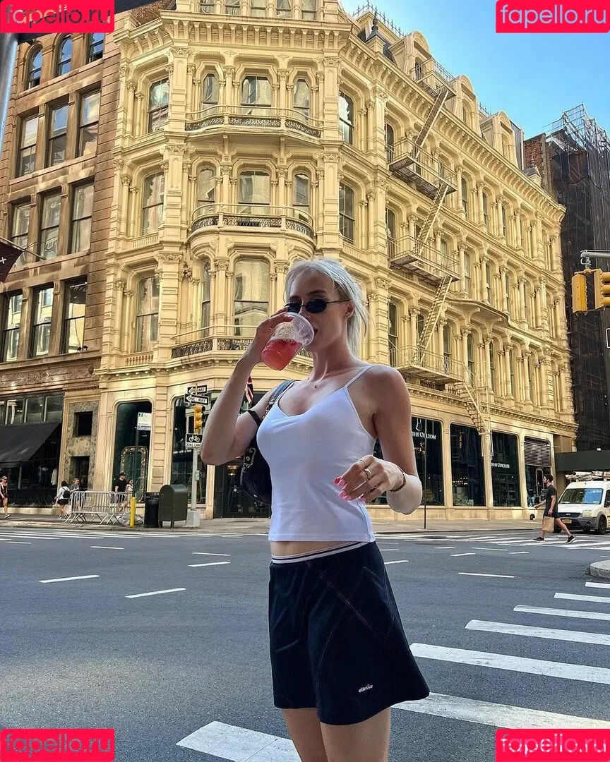 Rachael Nyhuus Onlyfans Photo Gallery 