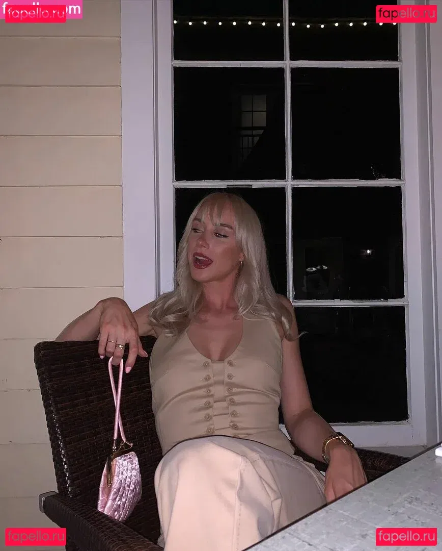 Rachael Nyhuus Onlyfans Photo Gallery 