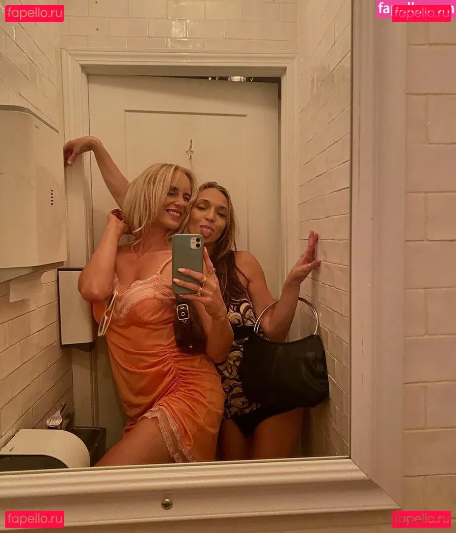 Rachael Nyhuus Onlyfans Photo Gallery 