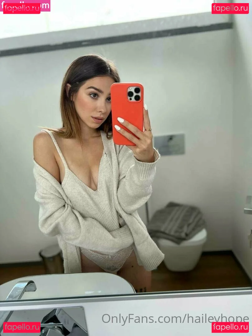 HaileyHope Onlyfans Photo Gallery 