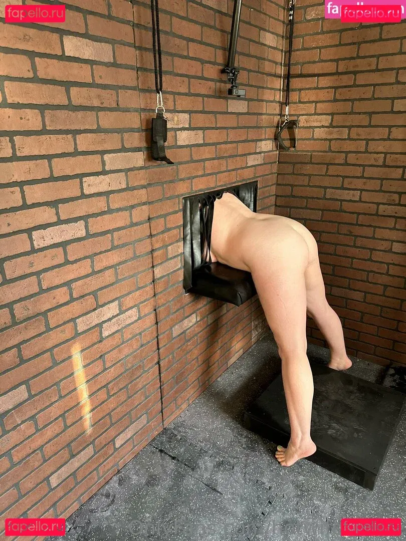 hotwifekkfree Onlyfans Photo Gallery 