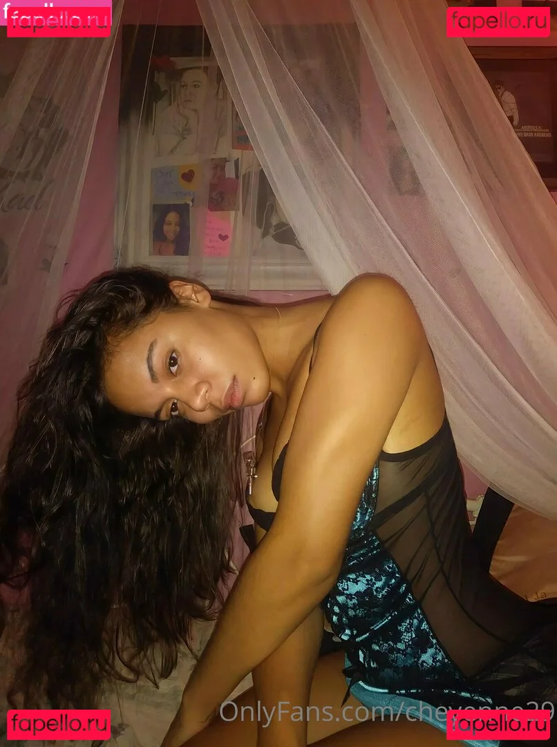 norah23694 Onlyfans Photo Gallery 