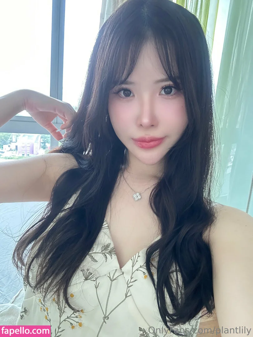 plantlily Onlyfans Photo Gallery 