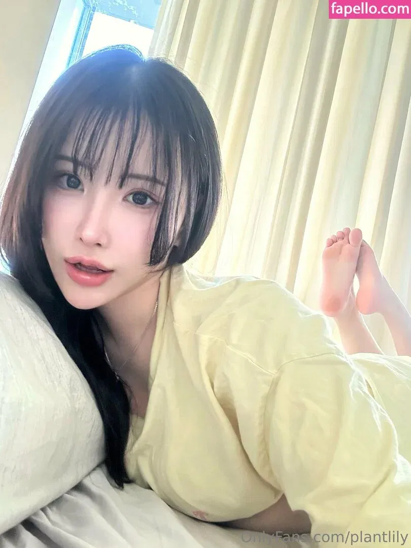 plantlily Onlyfans Photo Gallery 