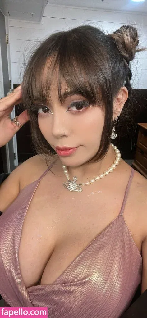 Momo Kim Lee Onlyfans Photo Gallery 