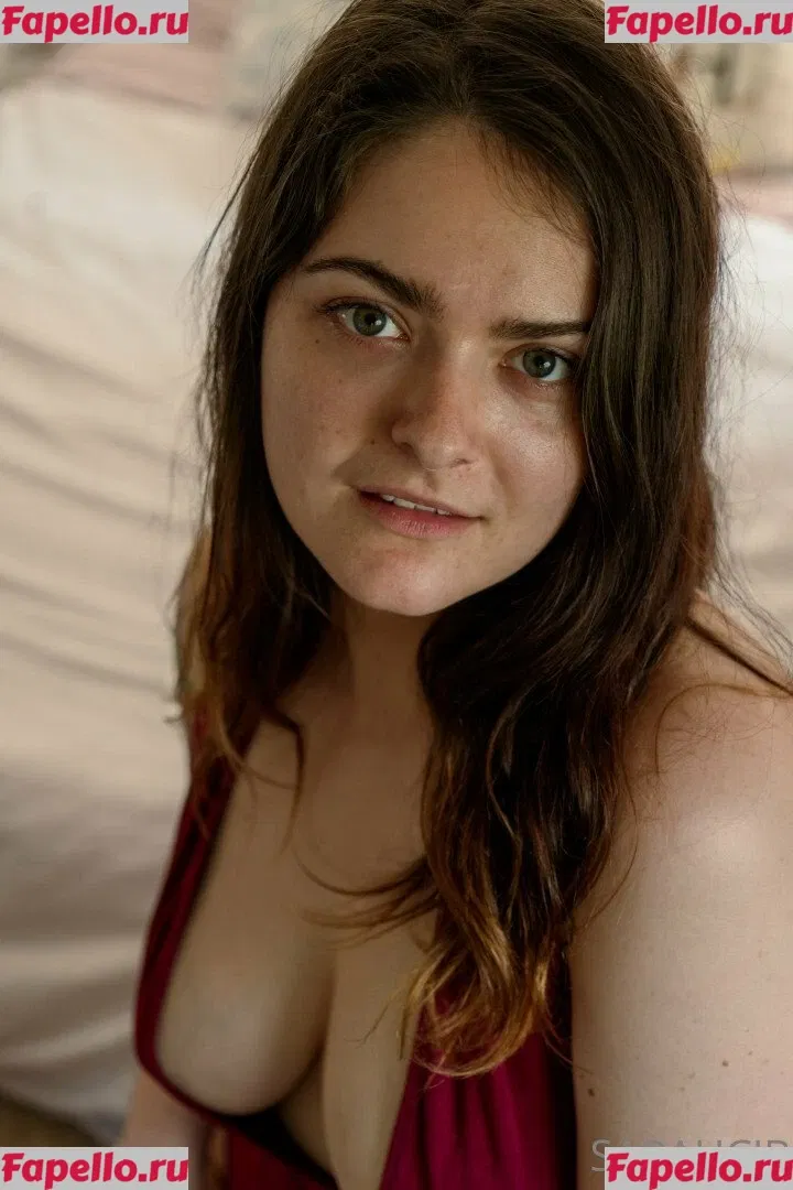 SarahCJB Onlyfans Photo Gallery 