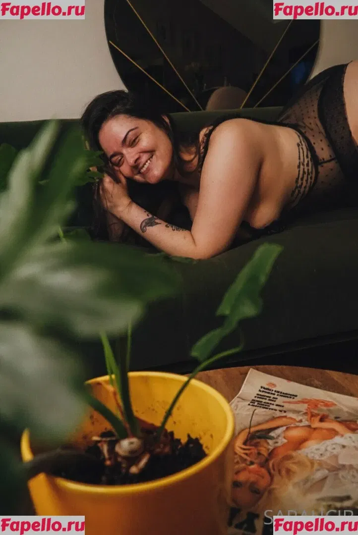 SarahCJB Onlyfans Photo Gallery 