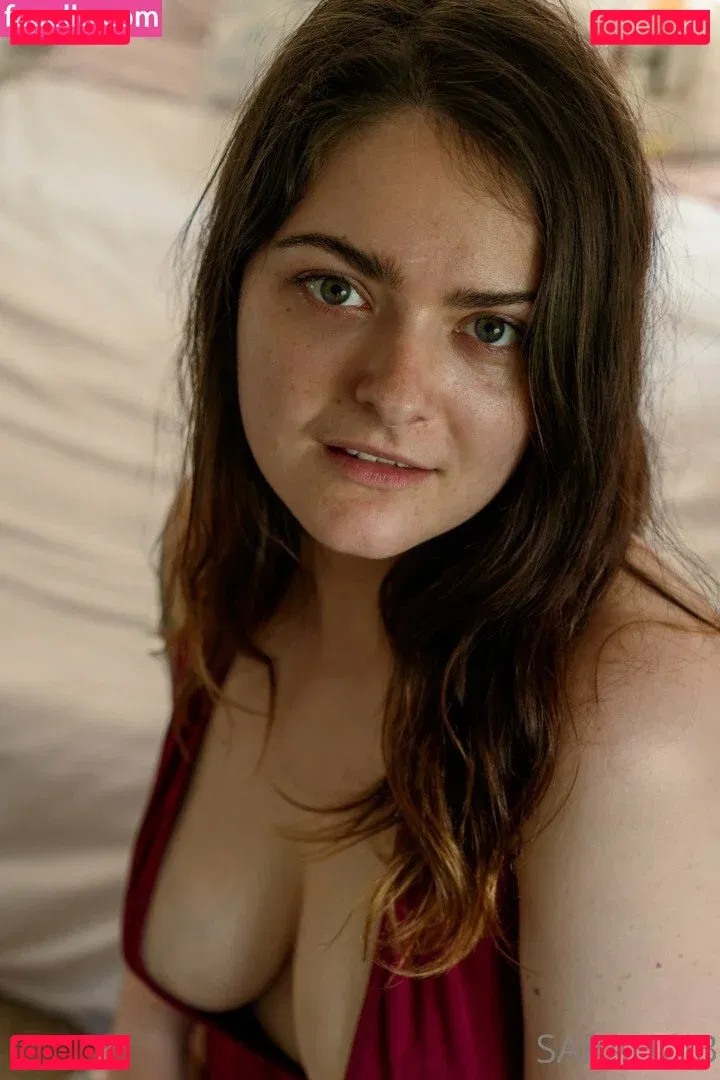 SarahCJB Onlyfans Photo Gallery 