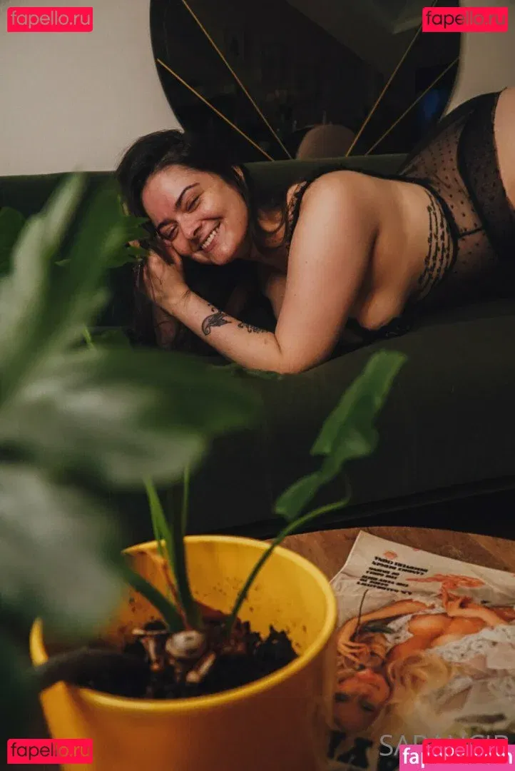 SarahCJB Onlyfans Photo Gallery 