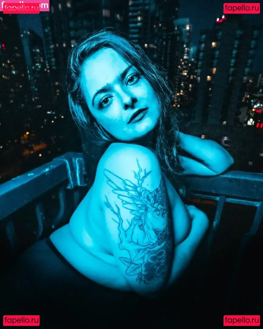 SarahCJB Onlyfans Photo Gallery 