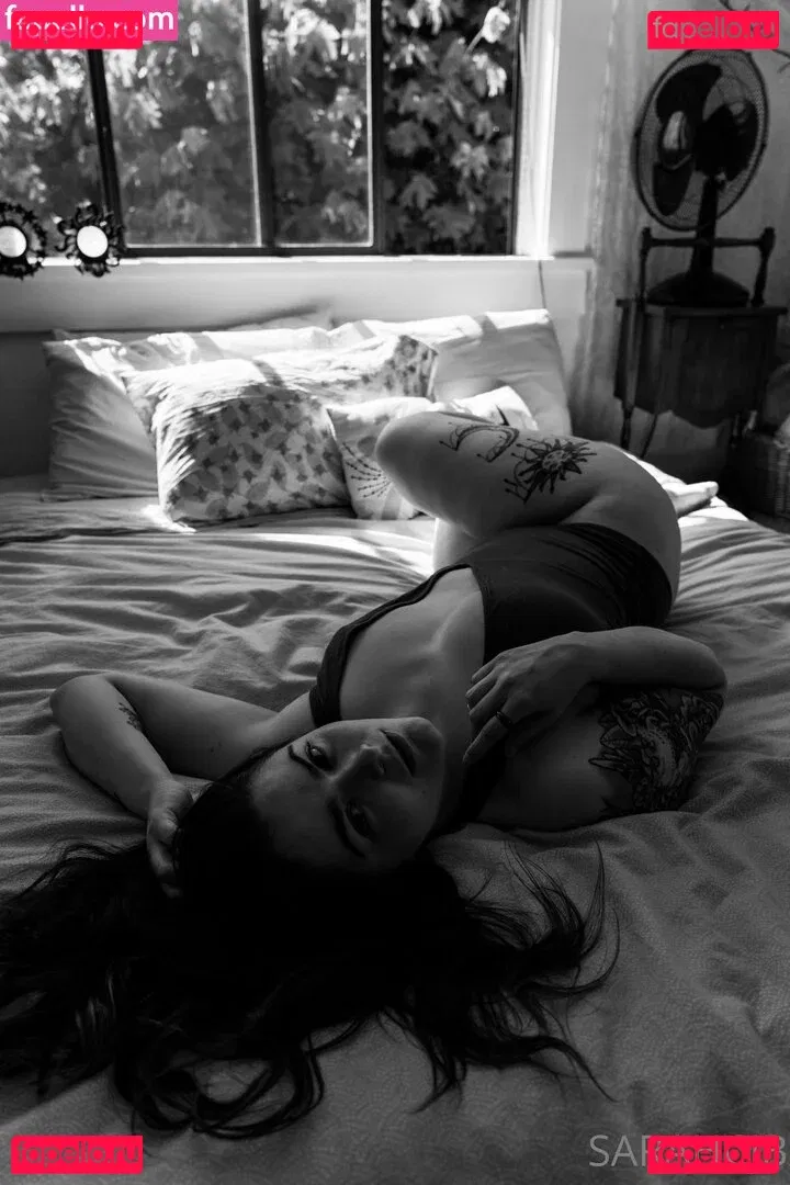 SarahCJB Onlyfans Photo Gallery 