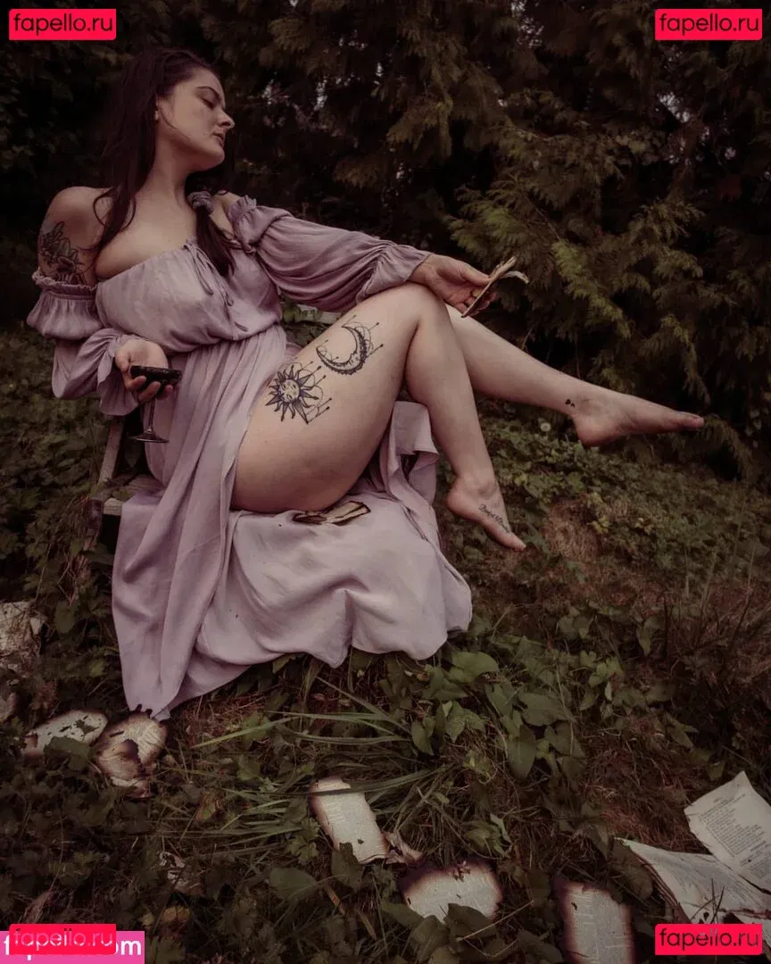 SarahCJB Onlyfans Photo Gallery 