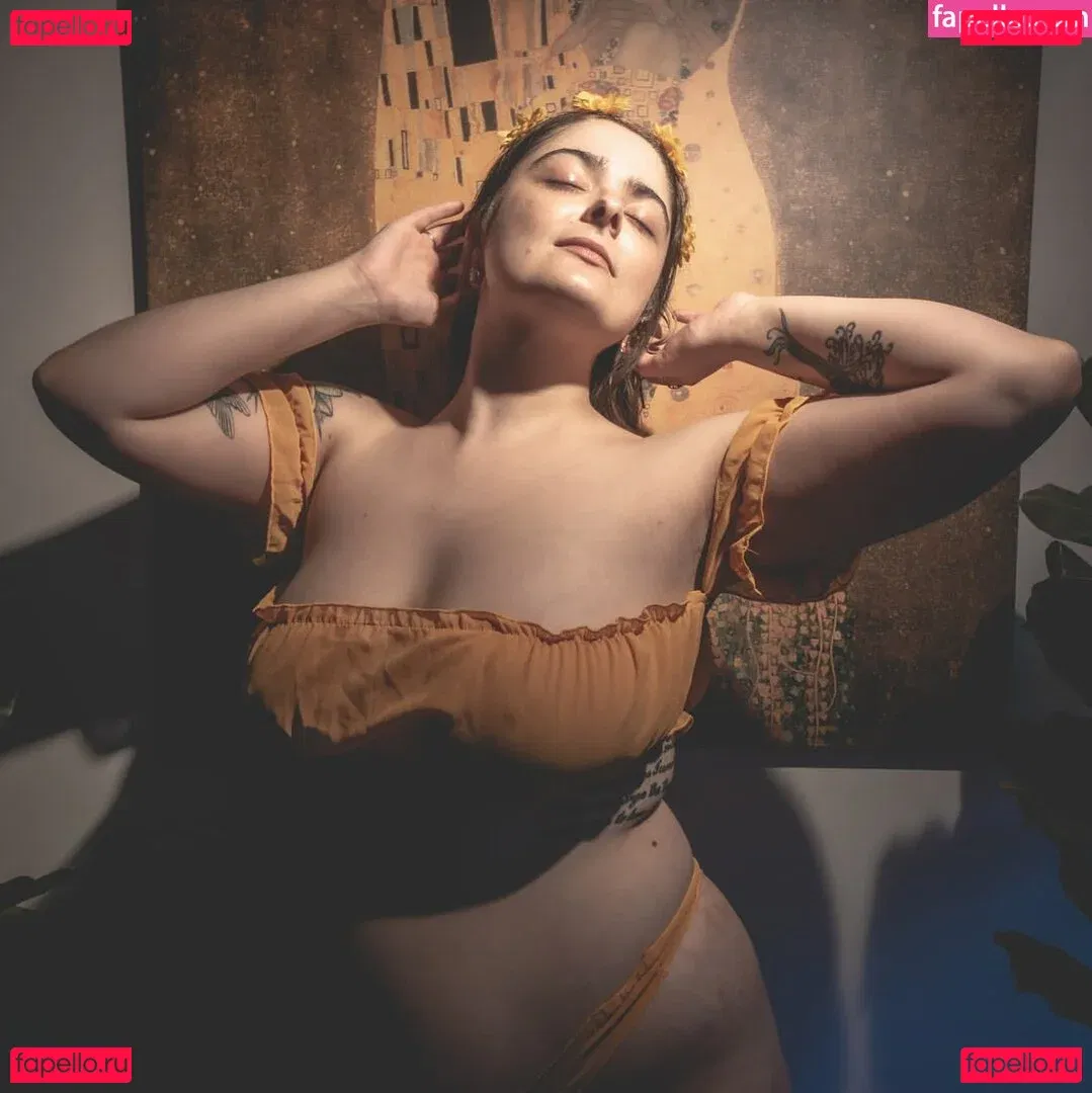 SarahCJB Onlyfans Photo Gallery 