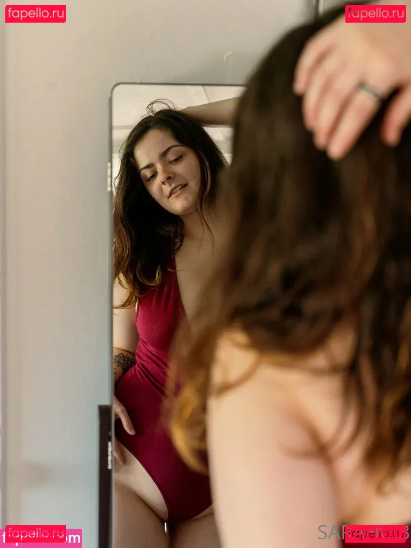 SarahCJB Onlyfans Photo Gallery 