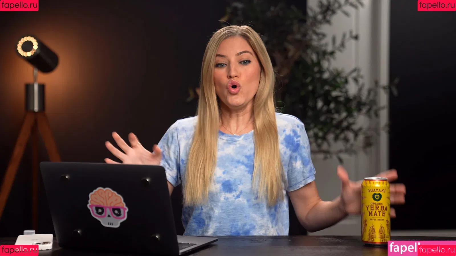 iJustine Onlyfans Photo Gallery 
