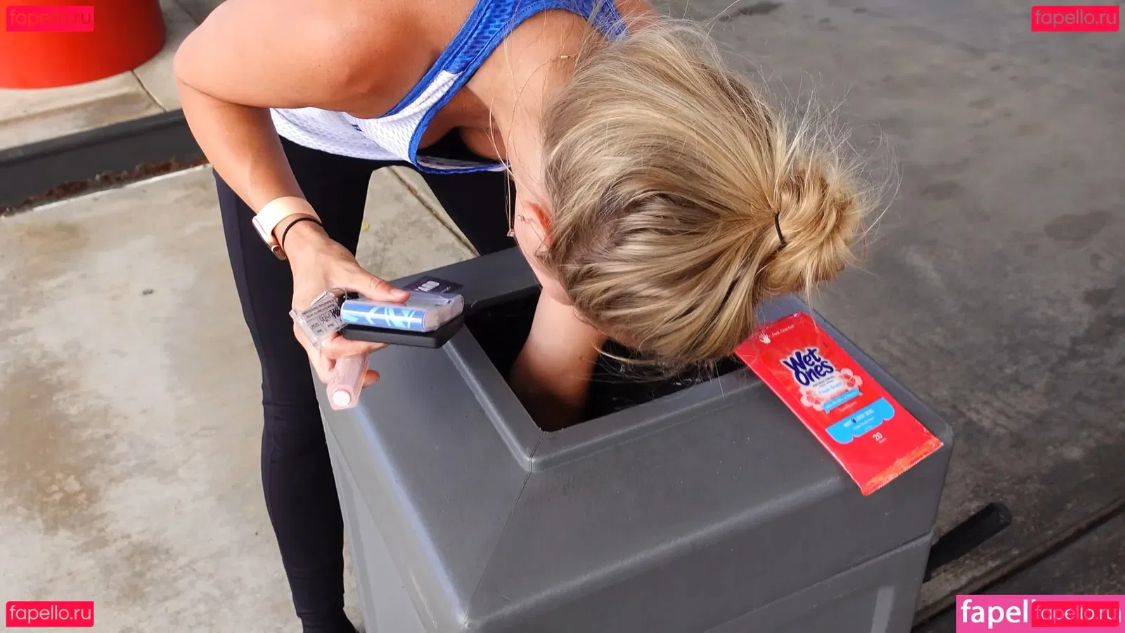 iJustine Onlyfans Photo Gallery 