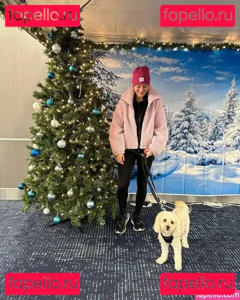 iJustine Onlyfans Photo Gallery 