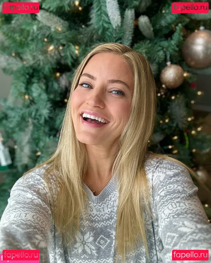 iJustine Onlyfans Photo Gallery 