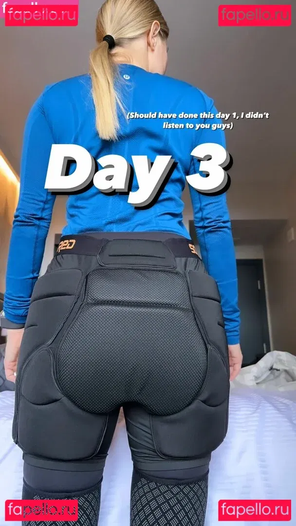 iJustine Onlyfans Photo Gallery 