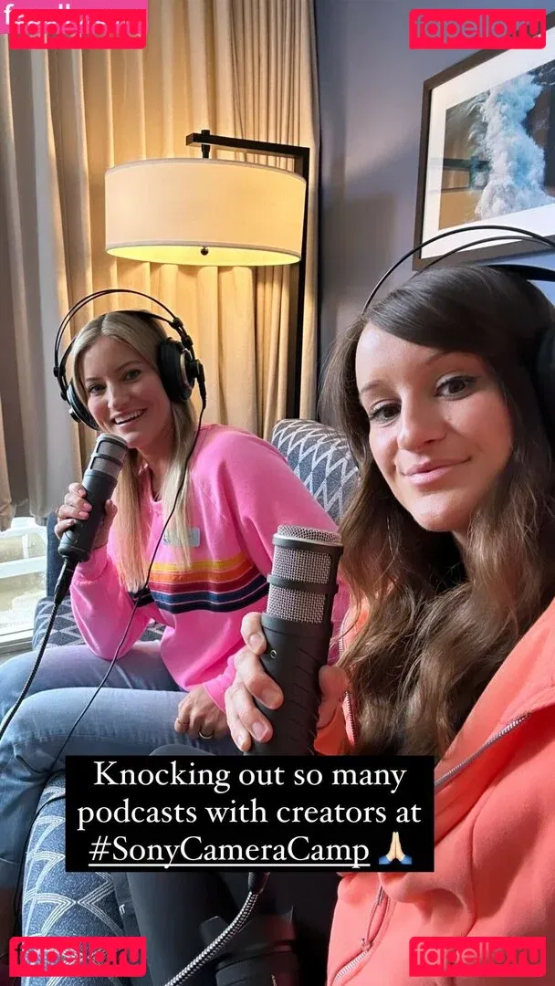 iJustine Onlyfans Photo Gallery 