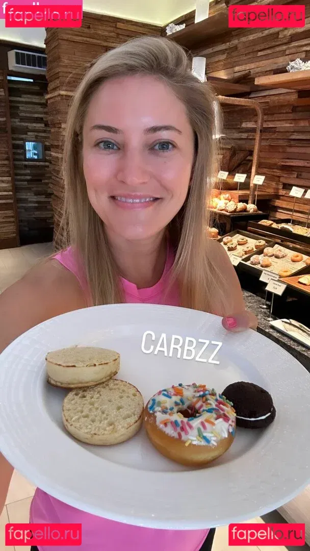 iJustine Onlyfans Photo Gallery 