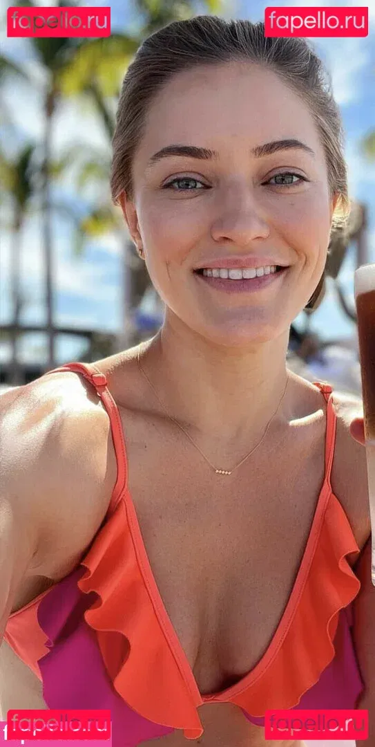 iJustine Onlyfans Photo Gallery 