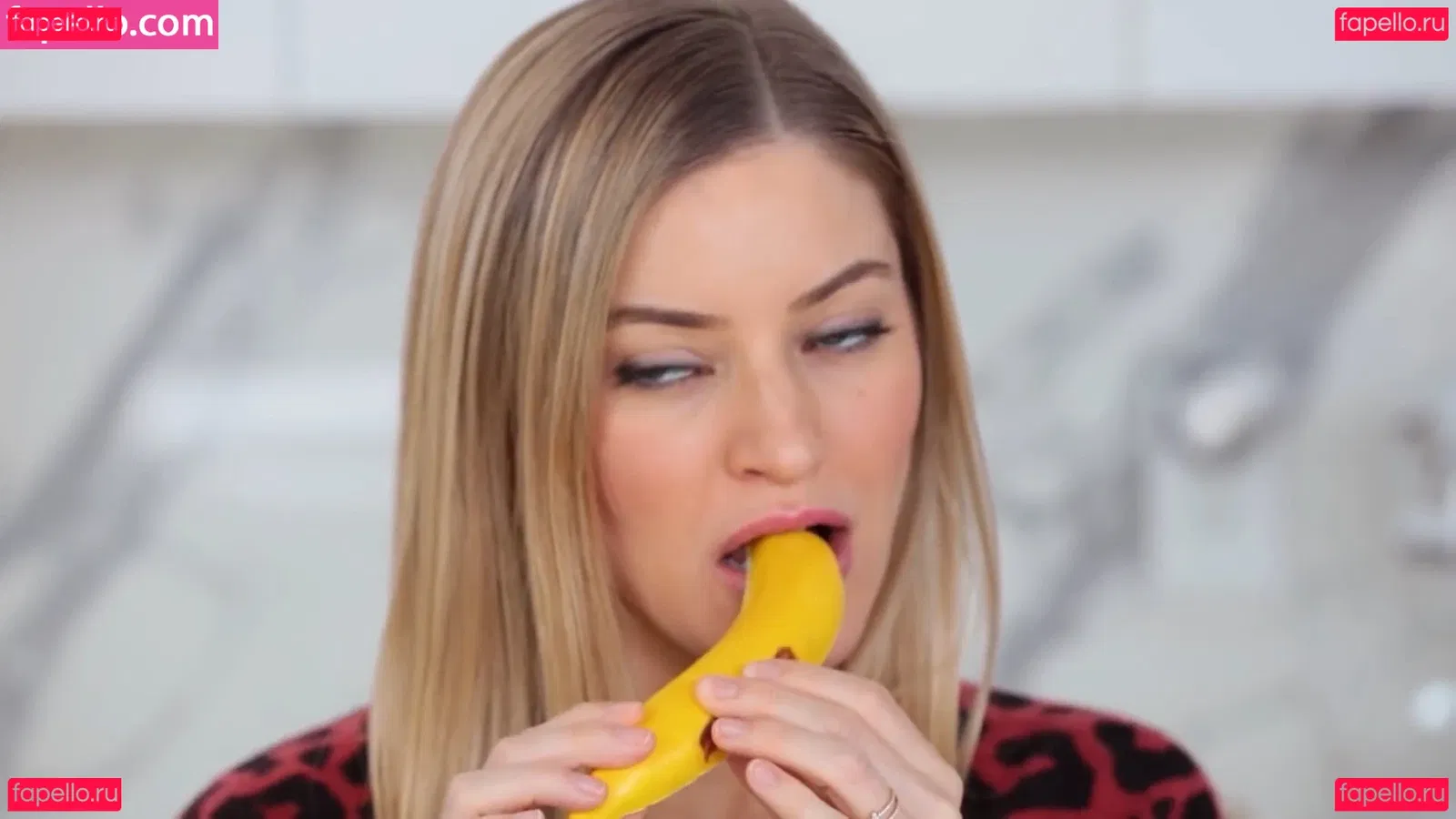 iJustine Onlyfans Photo Gallery 