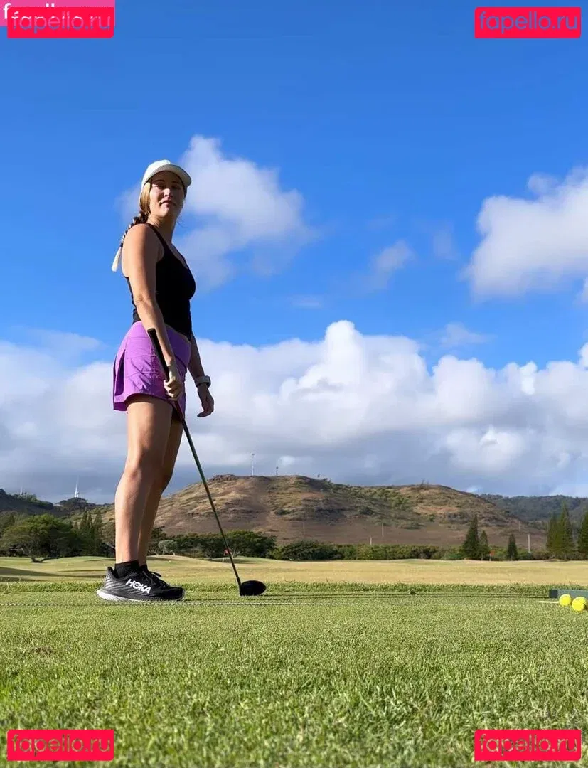 iJustine Onlyfans Photo Gallery 