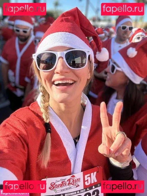 iJustine Onlyfans Photo Gallery 