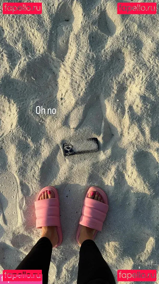 iJustine Onlyfans Photo Gallery 