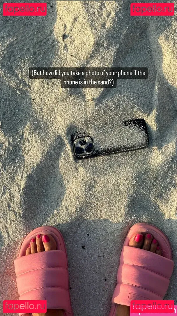 iJustine Onlyfans Photo Gallery 