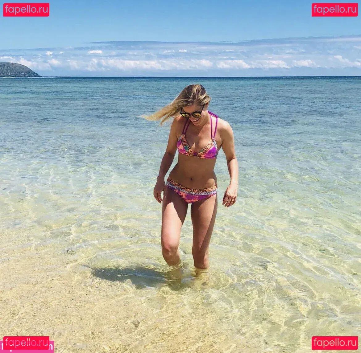 iJustine Onlyfans Photo Gallery 