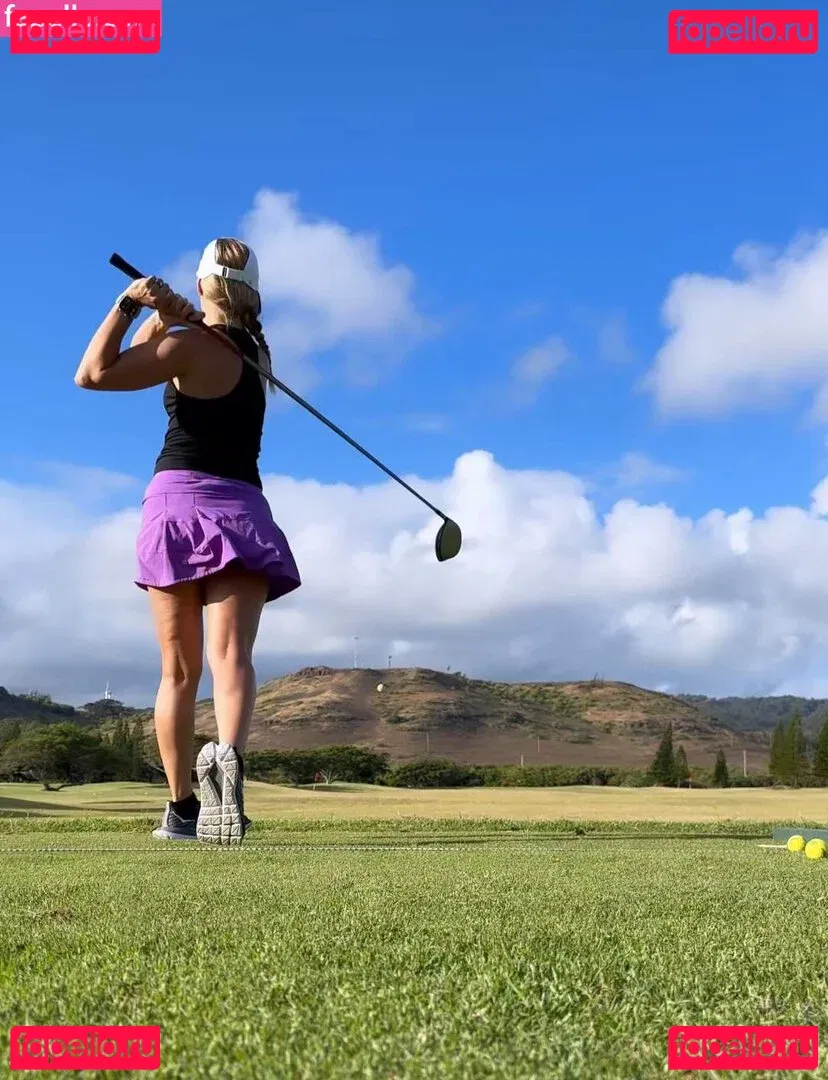 iJustine Onlyfans Photo Gallery 