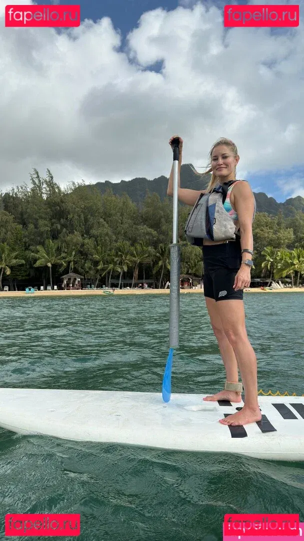 iJustine Onlyfans Photo Gallery 