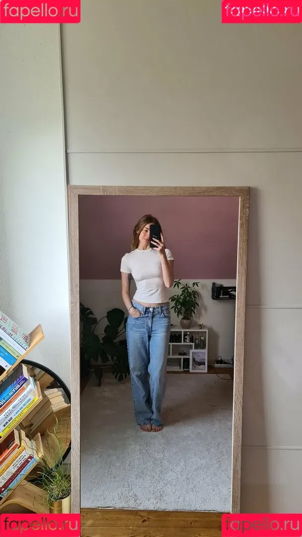 lil_hanne Onlyfans Photo Gallery 