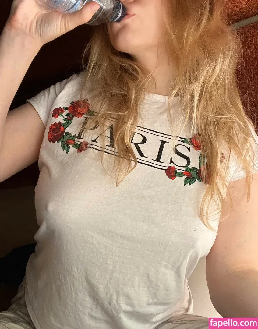 Selfika Onlyfans Photo Gallery 