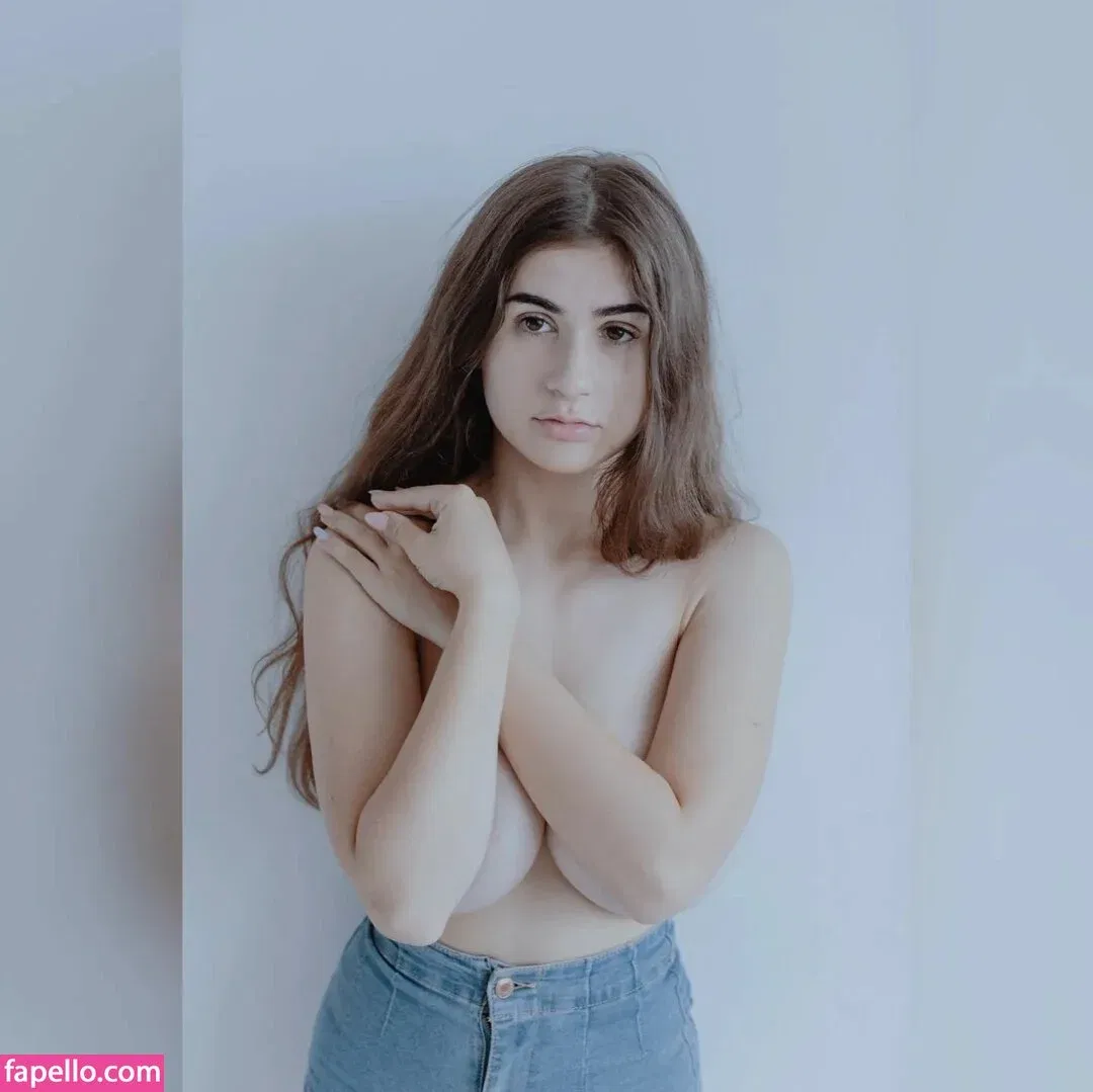 Xlovr Onlyfans Photo Gallery 